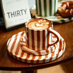 Tasse à café artisanale peinte de 8 oz, tasse à expresso <span class=keywords><strong>en</strong></span> <span class=keywords><strong>porcelaine</strong></span> durable avec soucoupe pour la restauration hôtelière - Product Image 4
