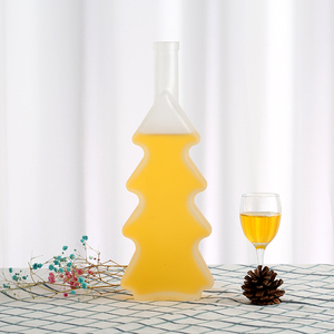 Vente <span class=keywords><strong>en</strong></span> gros Glaçage 100ml 200ml 500ml Bouteille d'arbre <span class=keywords><strong>de</strong></span> Noël pour la liqueur Tequila Emballage <span class=keywords><strong>de</strong></span> mini-bouteille - Product Image 1