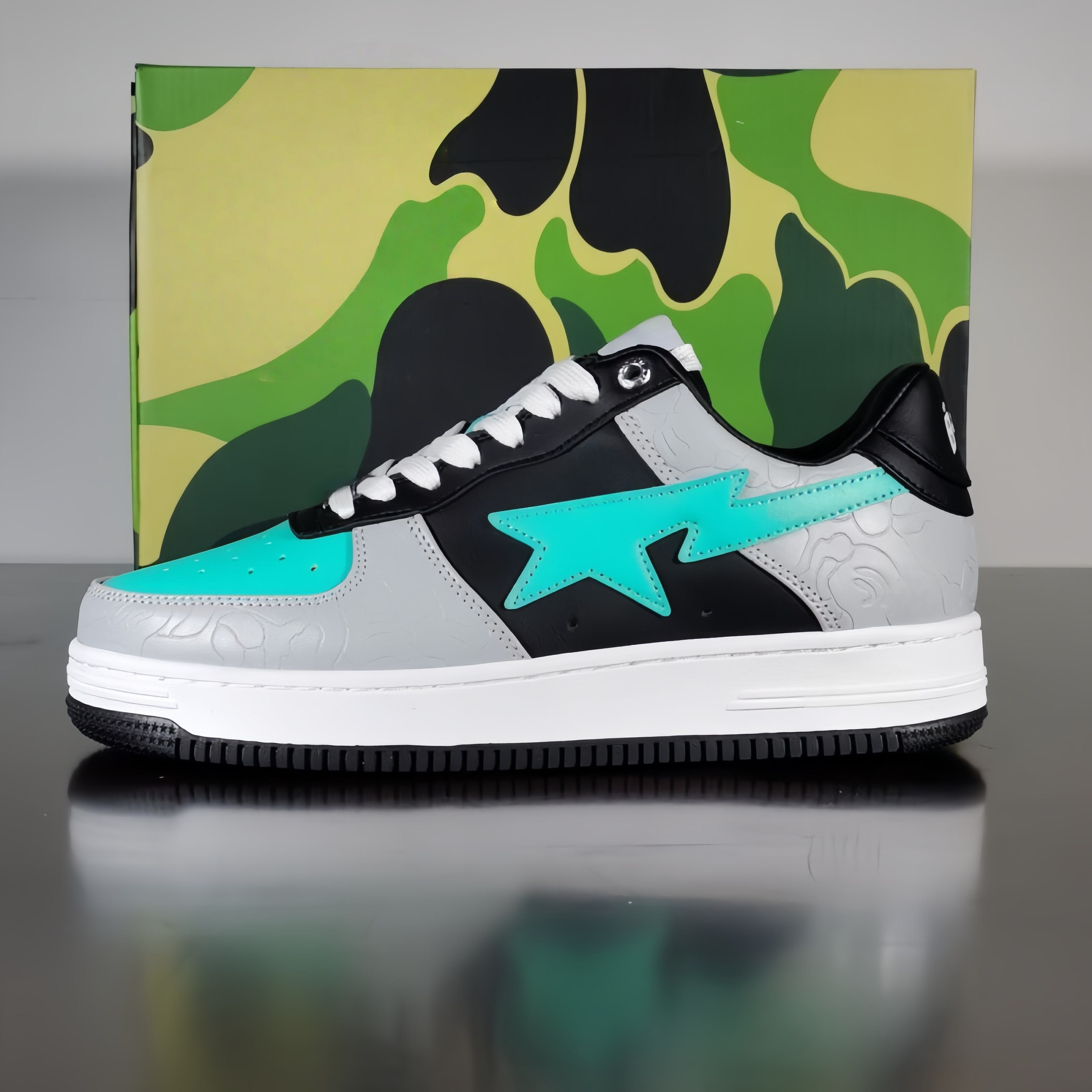 ทะเลสาบสีฟ้า