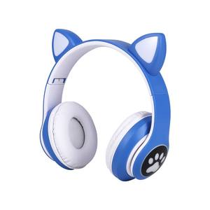 Audífonos Inalámbricos con Orejas de Gato y Luces LED Bluetooth para Niños, con Micrófono para Chatear en Línea y Jugar - Product Image 4