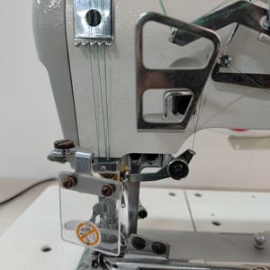 Máquina de Coser Interlock de Cilindro de 3 Agujas <span class=keywords><strong>Doso</strong></span> Serie DS-600, Personalizable, con Arrastre Trasero, Gran Venta - Product Image 3