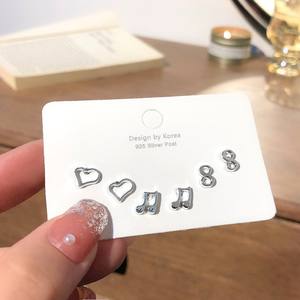 Juego de 3 Pares de Aretes de Acero Inoxidable para Hombre y Mujer, Aretes de Moda para Fiesta con Forma de Corazón, Cruz, Mariposa y Luna con Diamantes de Imitación - Product Image 5