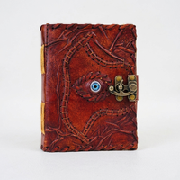 Carnet de notes vintage en cuir avec motif Troisième Œil et bords festonnés, idéal comme livre de sorts Hocus Pocus, cadeau ou décoration d'Halloween