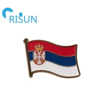 Usine serbe Belgrade voyage Souvenir broche Badge aimant métal personnalisé émail serbie carte drapeau chapeau casquette épinglette insigne emblème