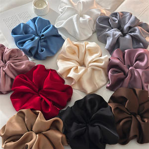Vente en gros de nouveaux chouchous surdimensionnés, élastiques à cheveux colorés, bandeaux en soie et élastiques à cheveux volumineux - Product Image 3
