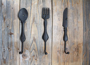 Farmhouse Creative <span class=keywords><strong>Foodie</strong></span> Cubiertos Tenedor y cuchara Ganchos de cuchara de hierro fundido <span class=keywords><strong>Foodie</strong></span> Gancho de cocina de hierro fundido Tenedor Cuchillo y colgador de cuchara - Product Image 6
