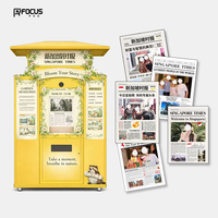 Kiosque Photobooth au Design Rétro Style Journal avec Support Appareil Photo DSLR pour Mariages, Événements et Usage Commercial