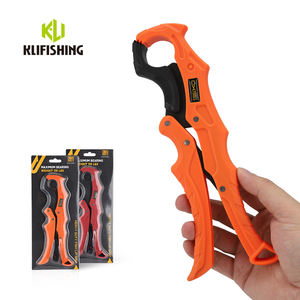 KLIFISHING Pince à poisson de 9 pouces pour eau salée, pinces à poisson-chat en plastique, pinces pour accessoires de pêche en kayak - Product Image 1