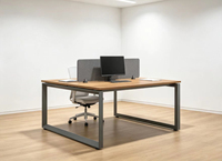 Bureau de travail en open space pour 2 personnes, cloison en tissu insonorisant, structure métallique robuste, table de bureau pour employés