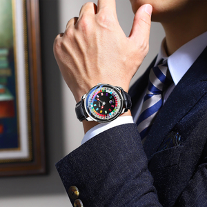 Orologio da Polso da <span class=keywords><strong>Uomo</strong></span> al Quarzo 6363 con Quadrante Unico a Tema Casinò Roulette, Cassa in Lega e Cinturino in Vera Pelle – Orologio Maschile Creativo e alla Moda, Perfetto per un Regalo - Product Image 1