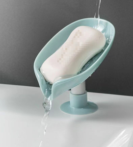 Soporte de jabón de plástico con forma de hoja de loto, moderno, con ventosa, sin perforaciones, para drenaje en el baño, venta al por mayor - Product Image 1