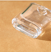 En stock Flacon de parfum transparent 50 ml en verre serti avec vaporisateur, flacon de transfert