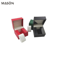 Boîte d'emballage de montre en cuir pu de couleur noire mallette de rangement unique vitrine élégante carrée en gros