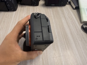 Caméra numérique professionnelle de streaming en direct A7IV avec capteur CMOS plein format 4K et batterie rechargeable A7 M4 - Product Image 5