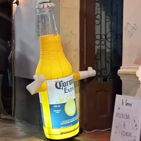 Promotions : Modèle publicitaire gonflable en forme de bouteille de bière, figurine humaine gonflable 'Wave Man' dansante, et canette de bière gonflable