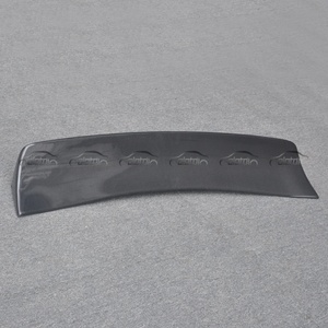 Aileron arrière en fibre de carbone Subaru Impreza WRX STi JDM 2008+ - Spoiler de coffre type bec de canard - Product Image 1
