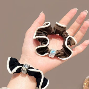 Hot Selling Fashionable Minimalist Dark Series Ruffle Hair Tie Versatile Niche Design Women's Hair Ties Wholesale Headwear - Product Image 6