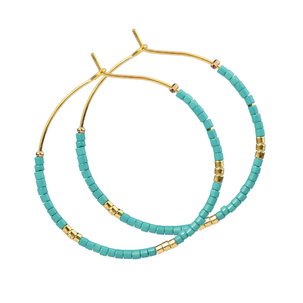 สีเขียว