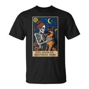Camiseta con diseño de la carta del Tarot de la Madre Pastor Alemán - Product Image 1