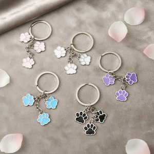 พวงกุญแจรูปอุ้งเท้าสัตว์เลี้ยงน่ารัก หลายสี ทำจากโลหะผสมสังกะสีเคลือบเงา ใช้เป็นพวงกุญแจหรือพวงกุญแจสำหรับพาวเวอร์แบงค์ - Product Image 1