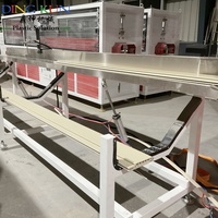 Machine d'extrusion de profilés PVC, ligne de production de cadres creux pour portes en PVC, machine d'extrusion de profilés en plastique WPC PVC de haute qualité