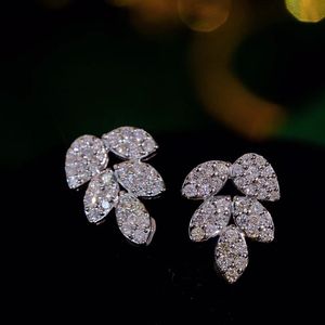 Xinfly Engagement Wedding Gift Designer 18K Solid Gold 1ct Diamond <b>Leaf</b> Stud Earrings - Product Image 2