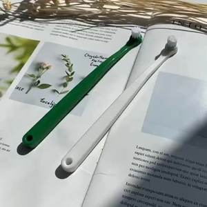 Cepillo de dientes de cerdas suaves para mascotas, cepillo de dientes con cabeza redonda de color sólido, elimina el <span class=keywords><strong>mal</strong></span> <span class=keywords><strong>aliento</strong></span>, para gatos y perros, venta al por mayor - Product Image 5