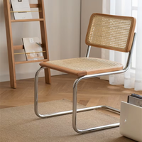 Chaises de salle à manger en métal minimalistes et solides avec dossier en rotin, style nordique rétro, pour appartements et salons – Vente en gros Haofa