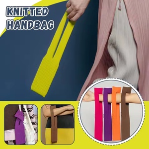 <span class=keywords><strong>กระเป๋า</strong></span>โทรศัพท์แบบสะพายข้าง สายสั้น 40 <span class=keywords><strong>ซ</strong></span>ม. และสายยาว 80 <span class=keywords><strong>ซ</strong></span>ม. ผ้าถัก 3 มิติ ช่องใส่โทรศัพท์มือถือสำหรับ iPhone แบรนด์ Issey Miyake - Product Image 4