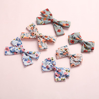 Barrette à cheveux style européen et américain avec nœud floral : Accessoires pour filles pour festivals/séances photo, combinaison de 3 couleurs, environ 5 cm de taille