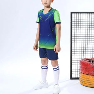 قميص كرة قدم للرجال والنساء بأكمام قصيرة سريع الجفاف وقابل للتنفس مصنوع من البوليستر 100٪ للتدريب والمنافسة - Product Image 2