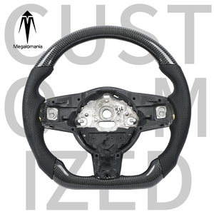 Volant sport personnalisable en fibre de carbone Megalomania pour Jaguar F-Type E-PACE XE XFL XJ XF F-PACE - Product Image 1