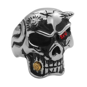 Bague Crâne en Acier Titane avec Œil Rouge et Incrustation Dorée, Bijou Punk pour Homme, Cadeau Style Rétro, Design Géométrique - Product Image 4