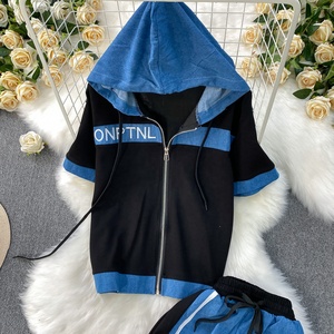 Giacca <span class=keywords><strong>con</strong></span> <span class=keywords><strong>cappuccio</strong></span> e Patchwork in Denim <span class=keywords><strong>tuta</strong></span> sportiva alla moda 2025 estiva da <span class=keywords><strong>donna</strong></span> nuovo Set di pantaloni popolari che riducono l'età - Product Image 5