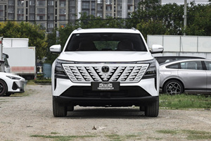 2026 Changan Automobile White SUV Gasoline-powered SUV High-end Interior Family Business Use Car - Product Image 4