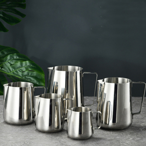 Deweisi Tùy Chỉnh 600Ml 1000Ml Thép Không Gỉ Sữa Bọt Jug <span class=keywords><strong>Pitcher</strong></span> Sữa Bọt Đo Cup Với Xử Lý Cho Cà Phê Quán Cà Phê - Product Image 3