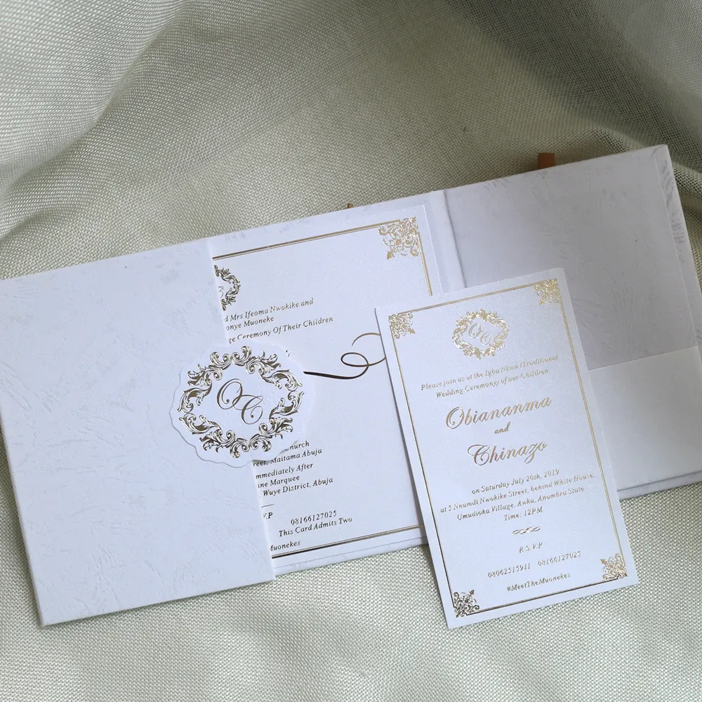 Zarif gatefold ciltli kartları davetiye evlilik ve özelleştirilmiş ciltli davetiye kartları