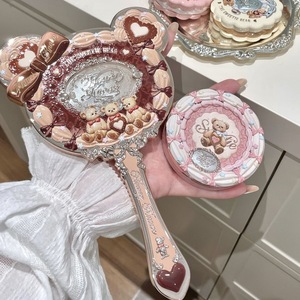 Miroir de maquillage portable en forme d'ours mignon Flower Knows avec poignée, idéal comme cadeau pour fille - Product Image 3