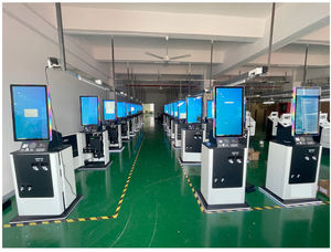 Crtly Hotel Key Card Dispenser Kisok Paspoortscanner Id Kaartlezer Informatie Self <span class=keywords><strong>Service</strong></span> Check In En Uit Kiosk - Product Image 4