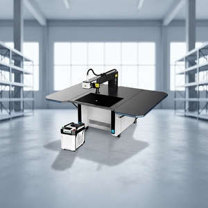 Machine de soudage laser 750W avec une consommation d'énergie de 1 <span class=keywords><strong>kWh</strong></span> par heure, conception à double usage : portable et sur table - Product Image 1