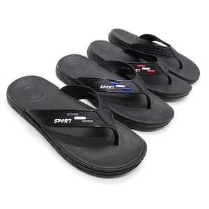 Pantoufles décontractées pour hommes, tendance d'été, tongs d'extérieur, Style marche, chaussures de créateur, tongs souples et respirantes pour hommes - Product Image 1