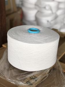 Fil à chaussettes OMET du Vietnam - 1 Ne 10s-Ne 21s - 35% Coton recyclé 65% Polyester - Fil de coton mélangé cardé à l'extrémité ouverte pour tricot facile - Product Image 3