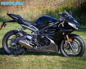 Carénages Noirs et Argentés pour Triumph <span class=keywords><strong>Daytona</strong></span> <span class=keywords><strong>675</strong></span> 2013 2014 2015 2016 Kit Carrosserie <span class=keywords><strong>Daytona</strong></span> <span class=keywords><strong>675</strong></span> 13 14 15 16 Carénage Sportif Après-Vente - Product Image 1