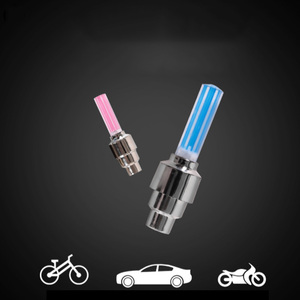 Lumière LED pour valve de vélo, lumière colorée pour capuchon de valve de pneu de vélo, pour la décoration des roues de vélo et de moto, vente en gros - Product Image 3