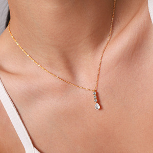 Collar Minimalista con Colgante Geométrico de Circonita, Antideslustre, Pulido, de Acero Inoxidable con Baño de Oro de 18K, Accesorios Diarios para Mujer - Product Image 2