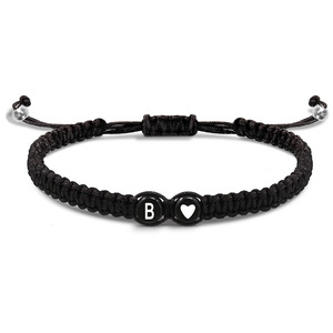 Cordas artesanais ajustáveis trançadas A-Z Black Letter Pulseira Coração <span class=keywords><strong>Flat</strong></span> <span class=keywords><strong>Knot</strong></span> Cordas Vermelhas Pulseira Sorte Para Casais - Product Image 5