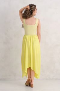 Robe midi personnalisée à col carré sans manches avec corsage en tricot et ourlet en tissu - Product Image 2