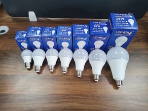 Trung Quốc Nhà sản xuất 5W 7W 9W 12W 15W 18W A60 skd <span class=keywords><strong>LED</strong></span> bóng đèn nguyên liệu B22 <span class=keywords><strong>E27</strong></span> phần ánh sáng bóng đèn <span class=keywords><strong>LED</strong></span> đèn ánh sáng bóng đèn - Product Image 3