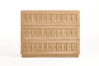Commode en chêne Japandi à 3 tiroirs, meuble de rangement minimaliste en bois avec panneau vertical pour la maison