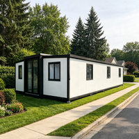 Maison conteneur portable extensible de 30 pieds à 2 chambres, résistante à l'humidité, avec structure en acier léger, design moderne et construction épaissie